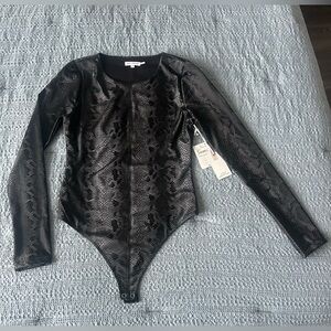 Good American black snakeskin body suit - size 2 (fits like 6/8)